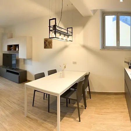 Lejlighed Al Piano Domodossola